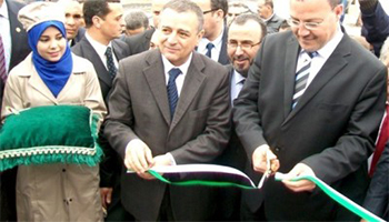 Abdeslam Bouchouareb inaugure la nouvelle usine d’intégration électronique ENIE